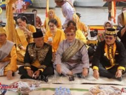 Bulungan Gelar Tradisi Biduk Bebandung